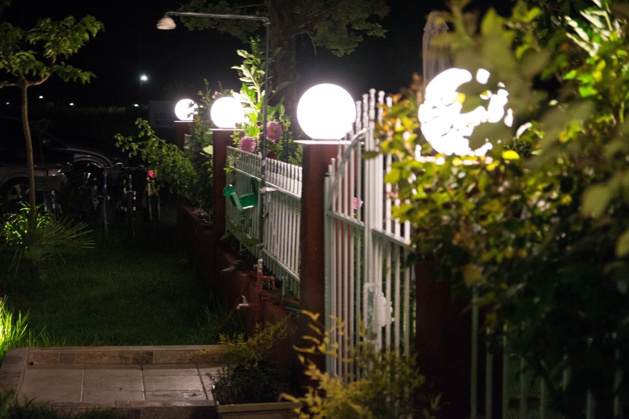 Afroditi Paralía Buitenkant foto
